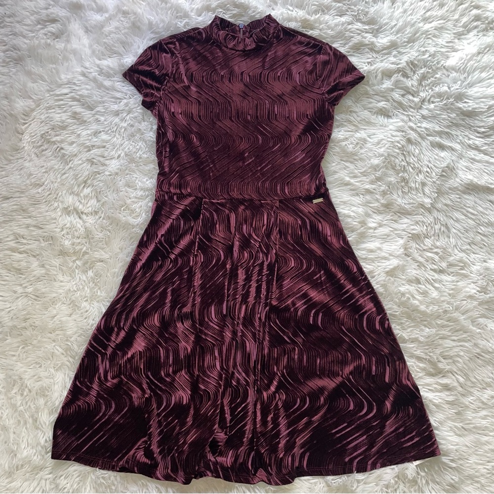 A/X‎ Armani Exchange Velvet Mid Length Short Sleeve Dress